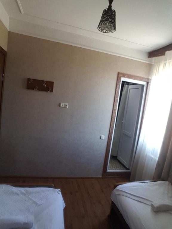 Guest House on Chanchibadze 9 room 1